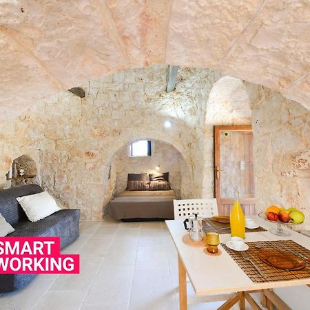 I Trulli Del Ciliegio Con Giardino By Wonderful Italy Villa Ostuni Bagian luar foto