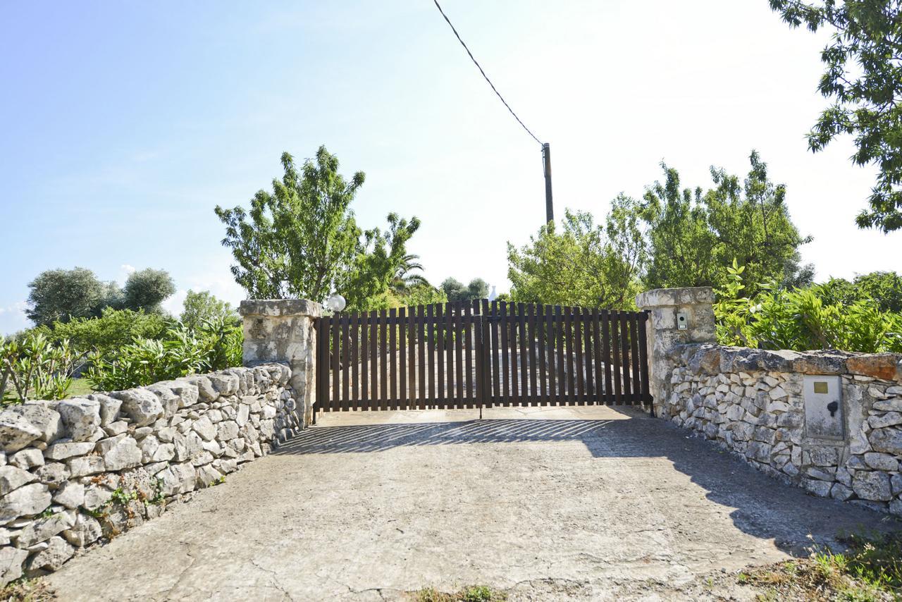 I Trulli Del Ciliegio Con Giardino By Wonderful Italy Villa Ostuni Bagian luar foto