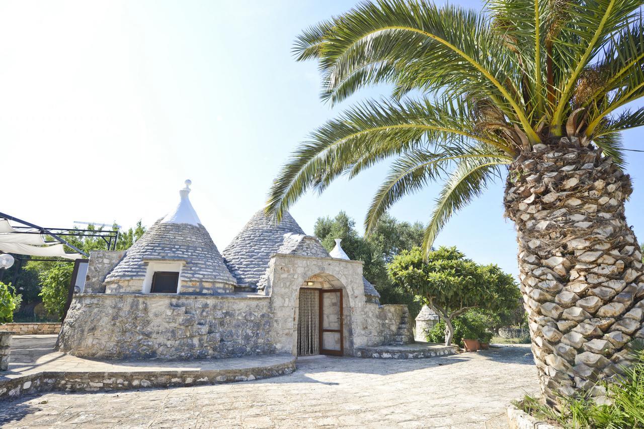 I Trulli Del Ciliegio Con Giardino By Wonderful Italy Villa Ostuni Bagian luar foto