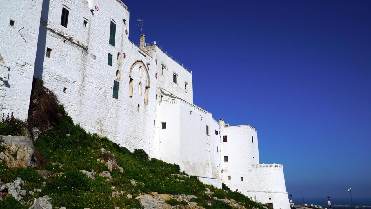 I Trulli Del Ciliegio Con Giardino By Wonderful Italy Villa Ostuni Bagian luar foto